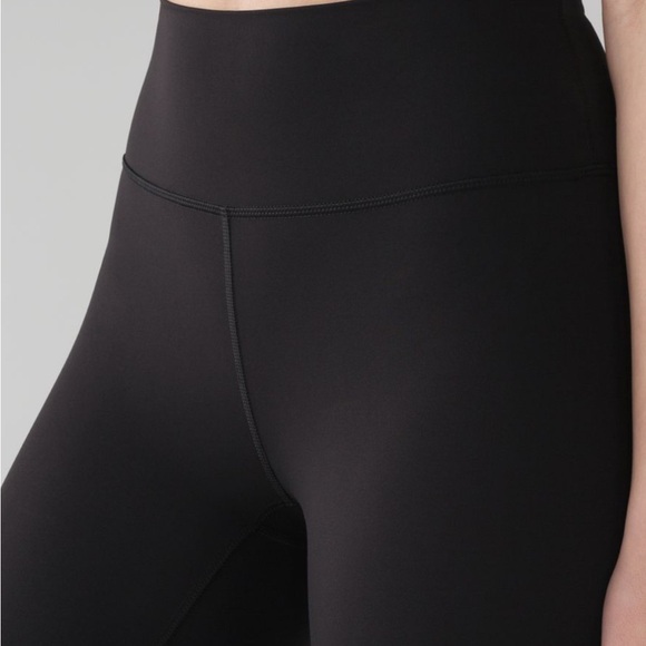 LULULEMON Revitalize Crop (21") *Black* - Picture 5 of 12